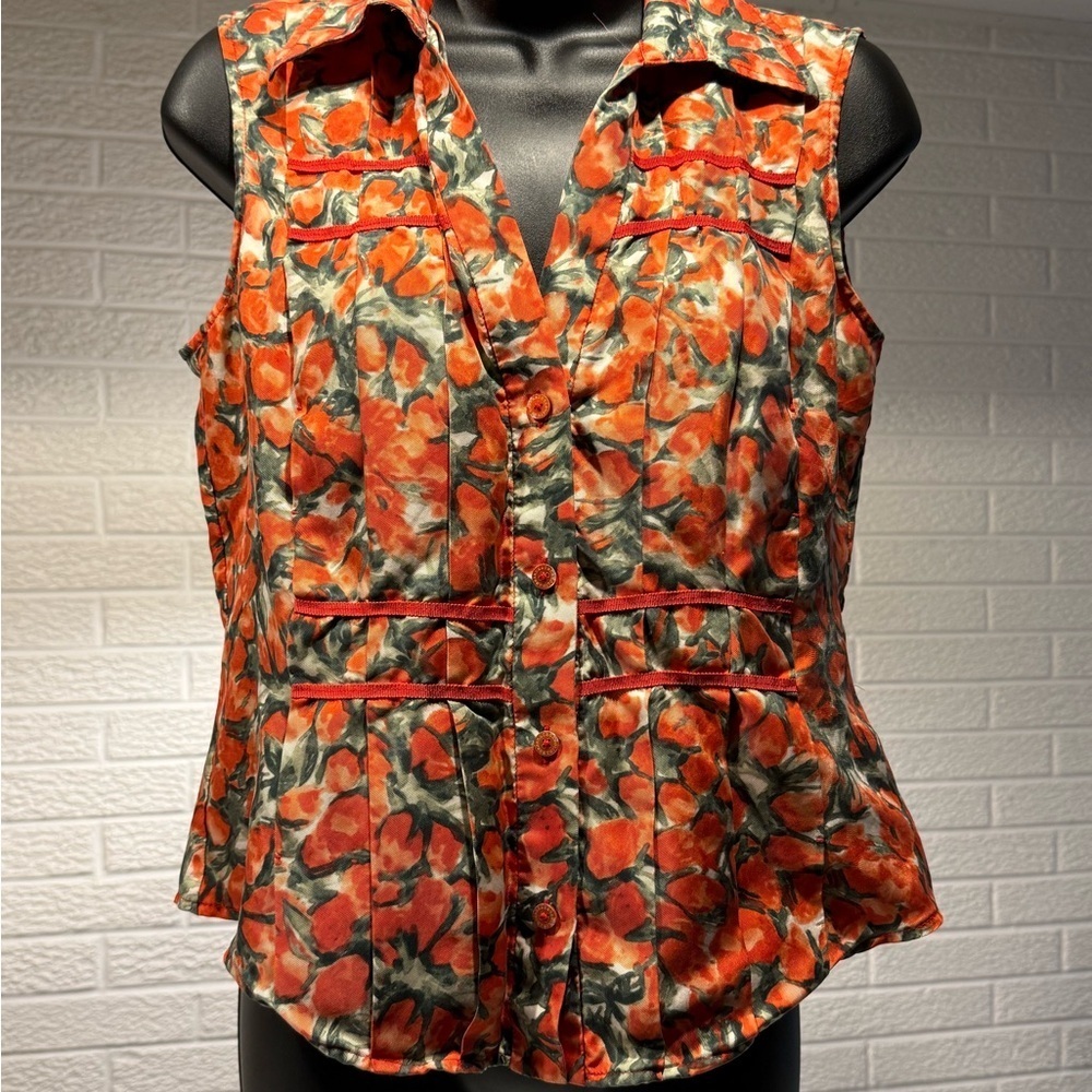 Carolina Herrera Red and Green Floral Blouse
